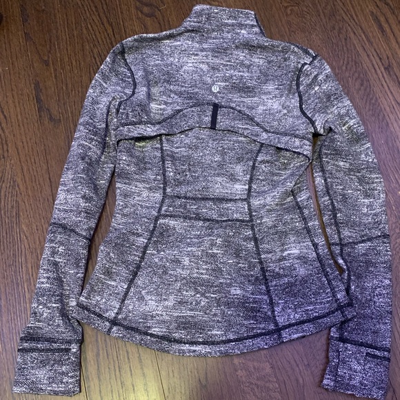 Excellent condition Lululemon 🍋 Define Jacket Size 6 - Picture 7 of 13